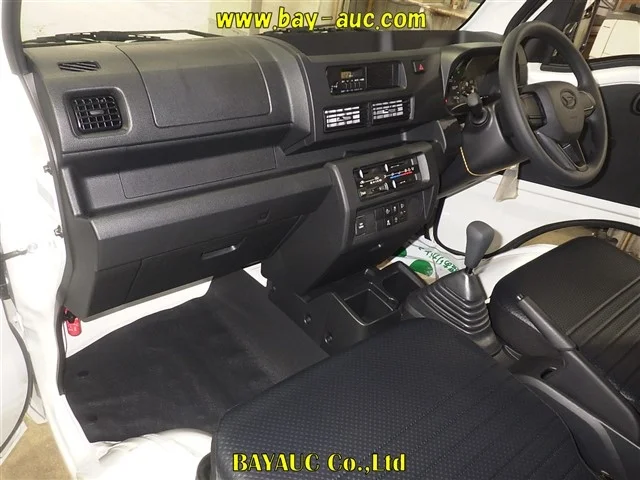 Daihatsu Hijet Truck S500P 2026